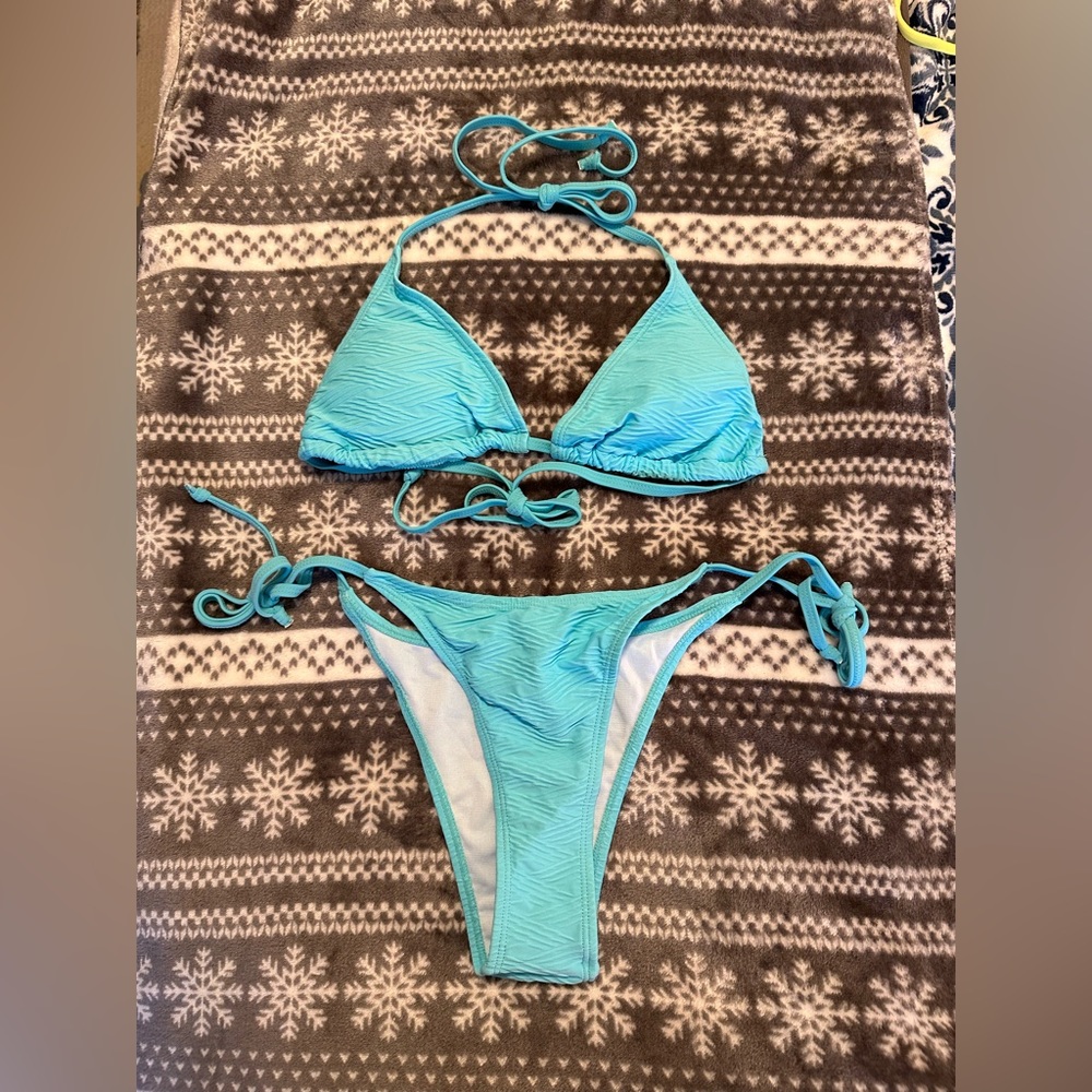 Light Blue bikini!! So cute!